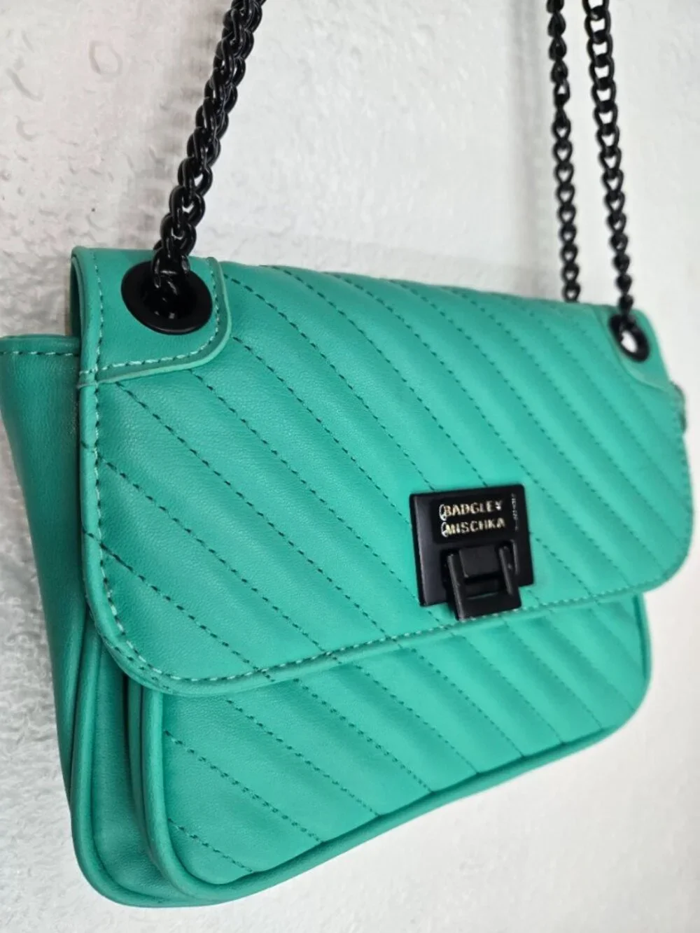 Badgley Mischka Quilted Green Leather Crossbody